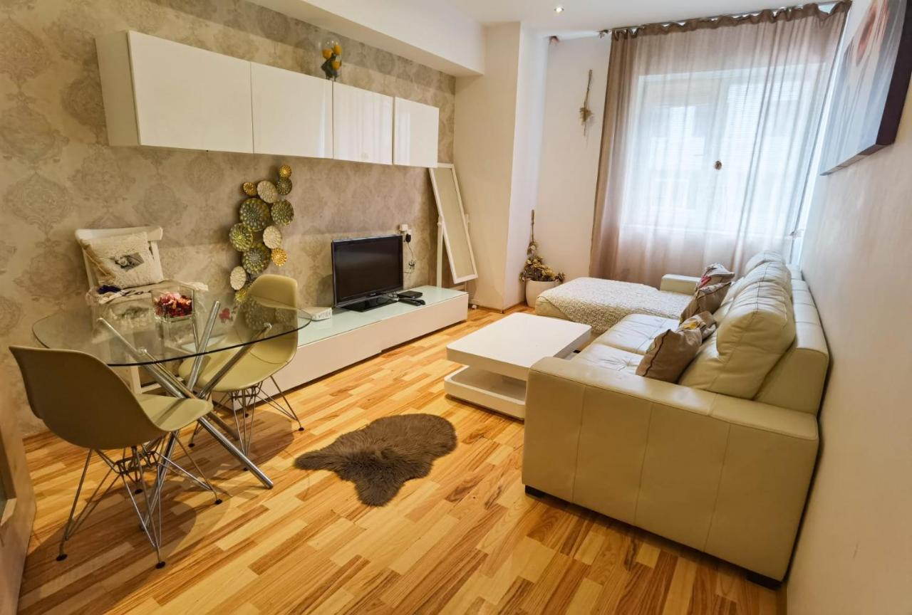 Easystay Flats Βουκουρέστι Εξωτερικό φωτογραφία